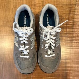 Women’s New Balance Grey 574 Athletic Shoe Size 11 Medium